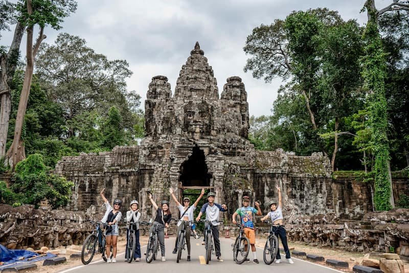 Angkor Small Circuit by Electric Bike